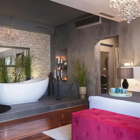 Boutique Chevalier By Bura - Adults Only Hotel