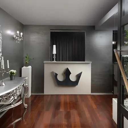 Boutique Chevalier By Bura - Adults Only Hotel 4*