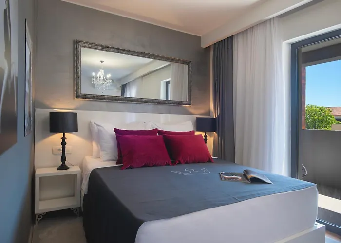 Boutique Chevalier By Bura - Adults Only 4*