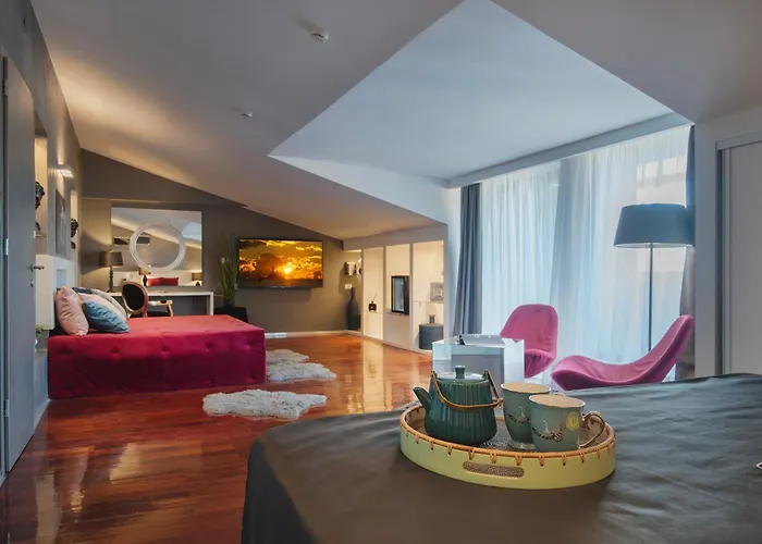 Hotel Boutique Chevalier By Bura - Adults Only