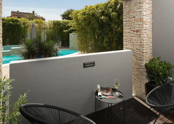 Hotel Boutique Chevalier By Bura - Adults Only 4*