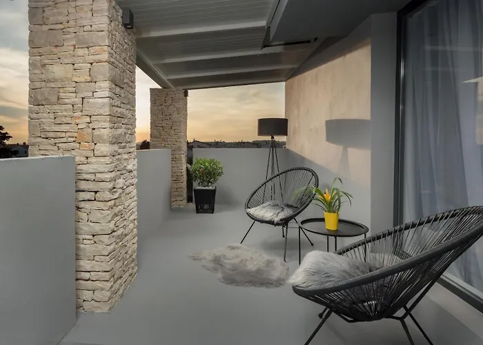 Boutique Chevalier By Bura - Adults Only